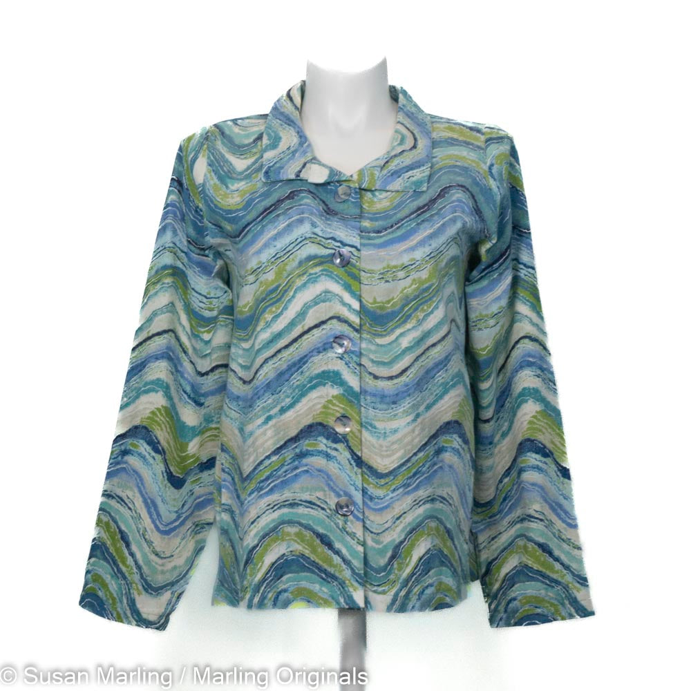 Cotton canvas jacket with collar shown on mannequin with white background