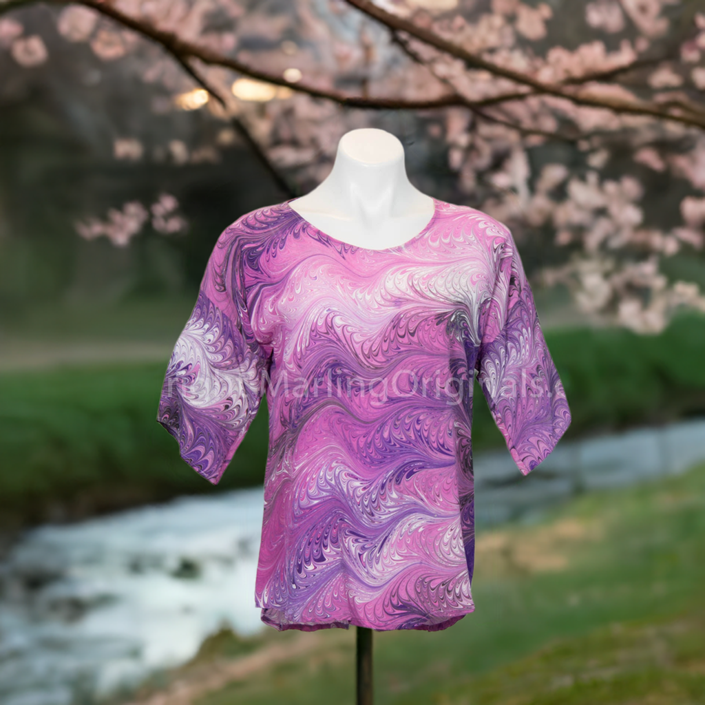 marbled pink and lilac silk top with round neck and half sleeve