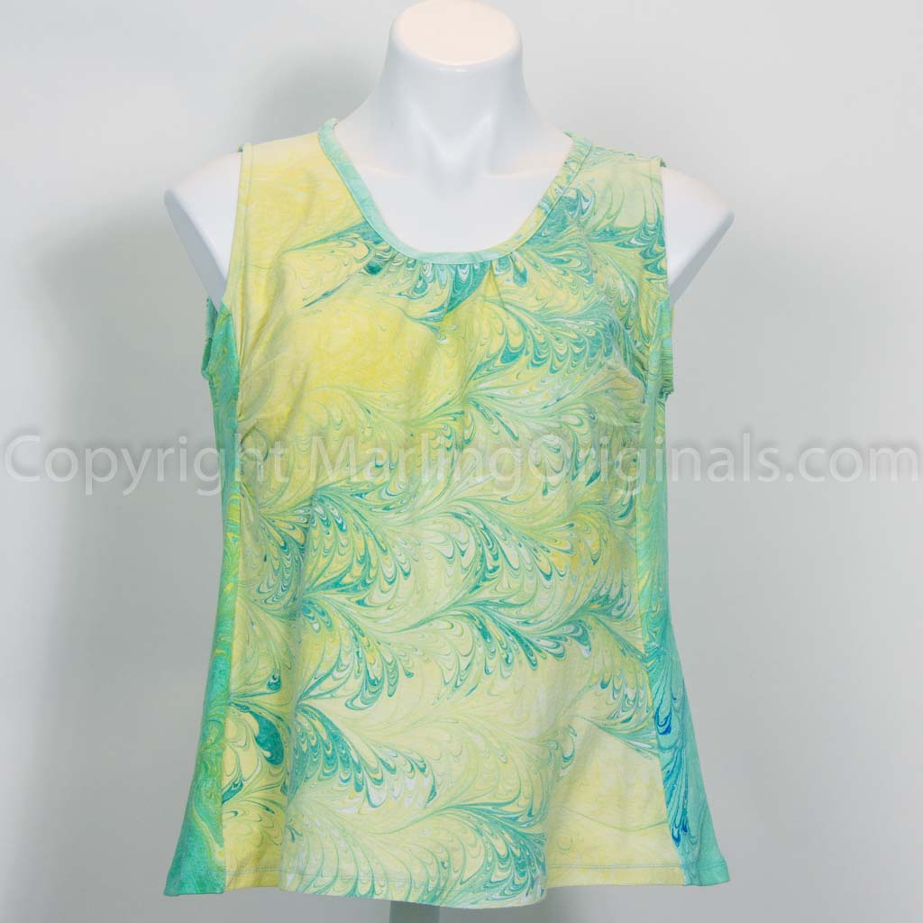 hand marbled cotton knit tank in lemon and lime colors. Rounded neck, petite length