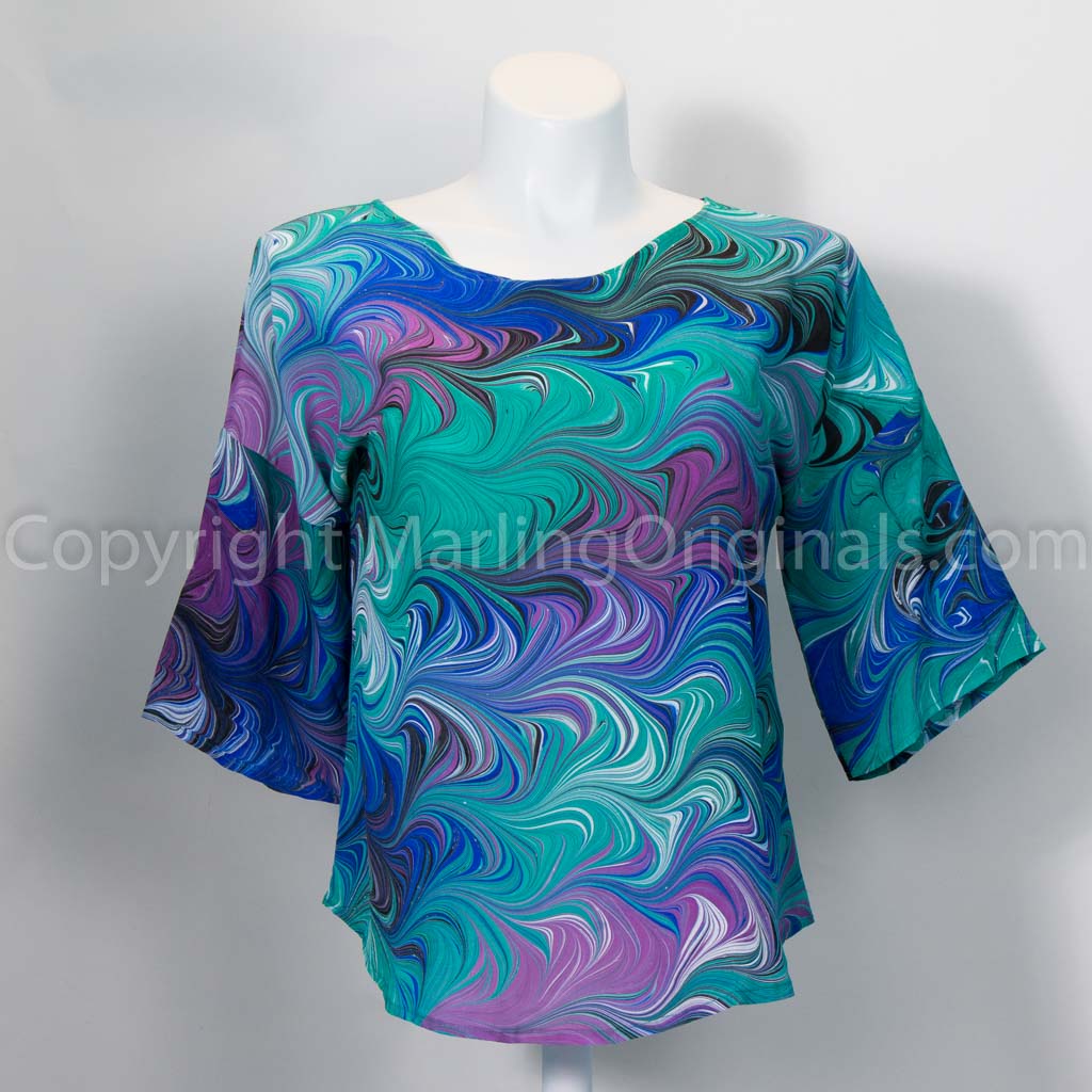 hand marbled silk top in blue, green and violet. Round neck, half sleeve